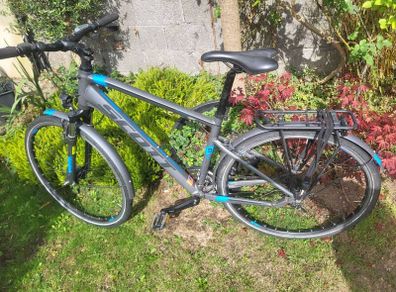 Scott Sub Sport 30 Hybrid Bike, Medium Frame