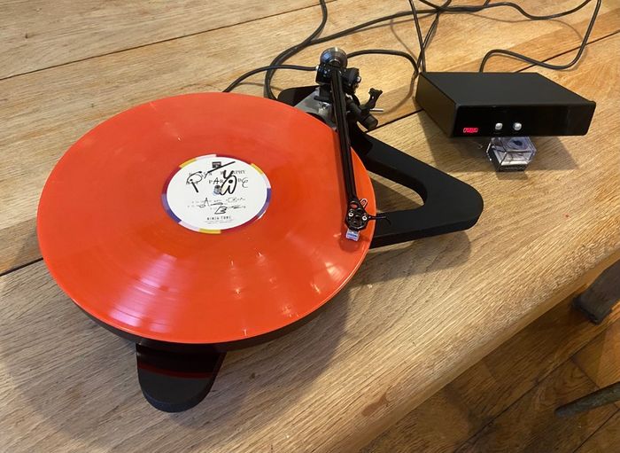 Rega RP8 Planar 8 Turntable with RB808 Tonearm and TTPSU Speed Control Power Supply Unit