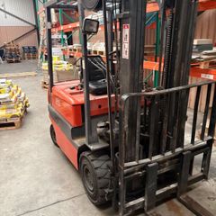 Fork Lift 2.5 tonne ELECTRIC