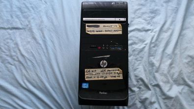 HP TOWER COMPUTER w/ keyboard + basic webcam