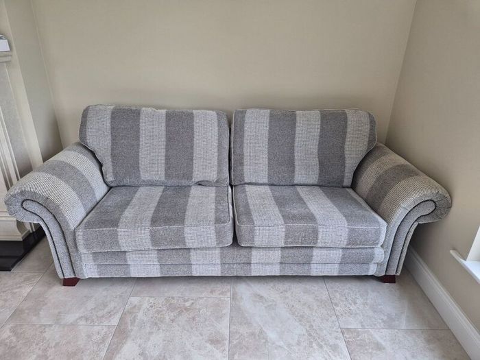 2 x Sofa / Couch Set