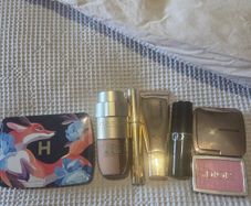 Luxury makeup