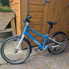 Woom 4 kids' bike in sky blue (for age 6-8)