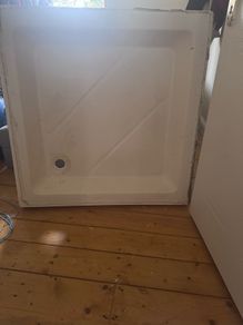 Shower tray