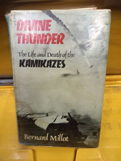 Divine Thunder WW2