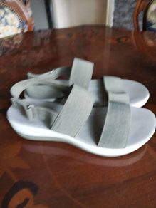 Clarks ladies sandals