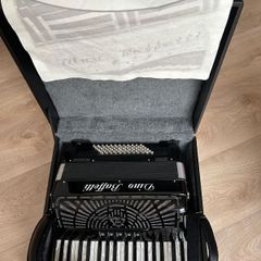 Dino Baffetti Accordion