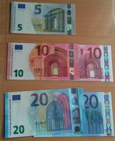 5 x Draghi Euro Notes