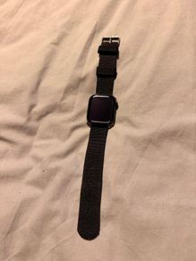 Apple Watch Series 10 42mm Jet Black - excellent condition