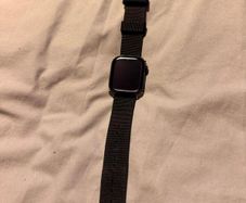 Apple Watch Series 10 42mm Jet Black - excellent condition