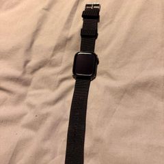 Apple Watch Series 10 42mm Jet Black - excellent condition