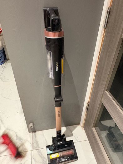 Shark hoover