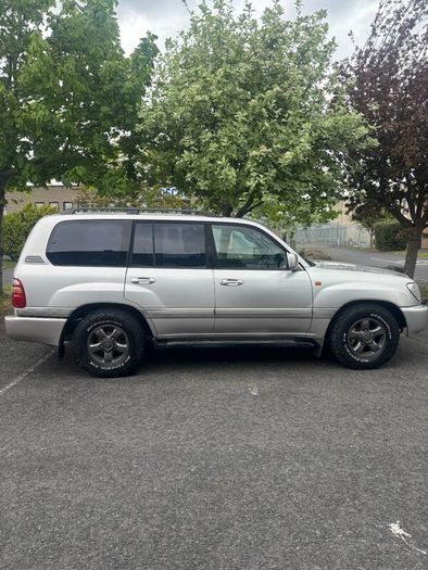 Toyota Land Cruiser 2002