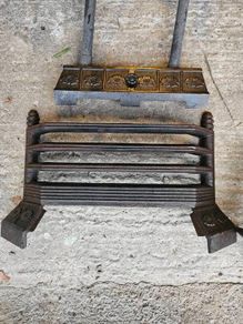 Fireplace fire front, grate and ash pan