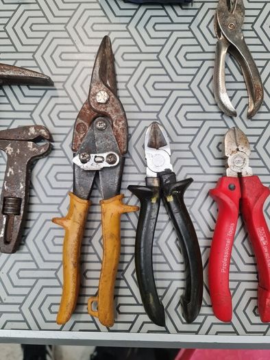 Hand tools and toolbag