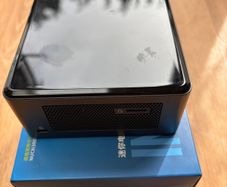 intel nuc Nuc8i3BEH