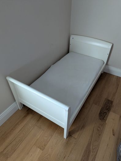 Cot bed