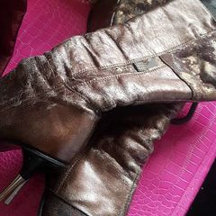 worn boots size uk2/3