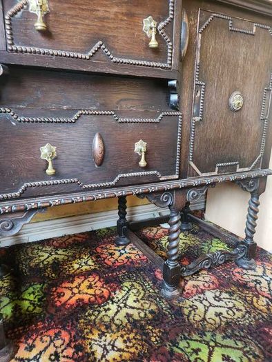 Sideboard