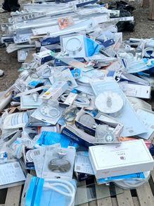 Lots of Bathroom equipment