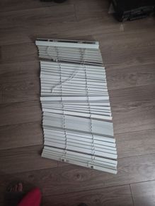 bathroom blind