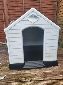 large dog bed for outside, never used but has been stored outside, just needs a hose down