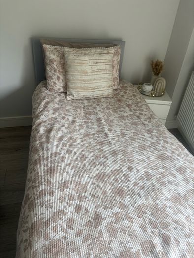 double bed single bed