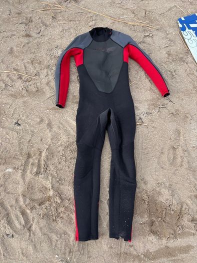 Kiteboard Nobile and Oneils wetsuit