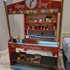 Bigjigs village shop