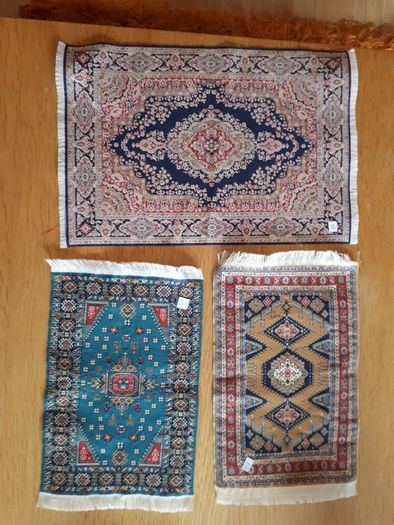 Dolls house carpets and rugs