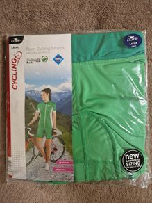NEW Cycling shorts with gel seat pad size L