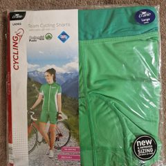 NEW Cycling shorts with gel seat pad size L