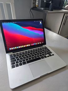 MacBook Pro Retina i5 | 8GB | 256GB SSD | Original Charger