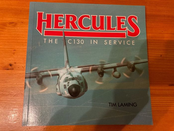 Military aircraft book:'Hercules.The C130 In Service'