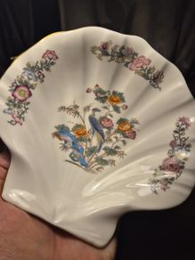 Wedgwood Bone China Kutani Crane Shell Shape Scallop Trinket Dish