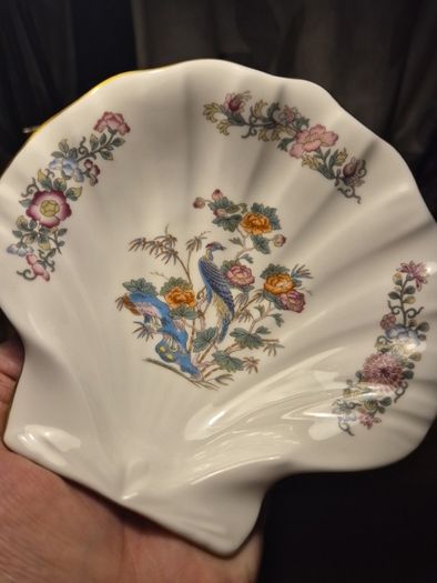 Wedgwood Bone China Kutani Crane Shell Shape Scallop Trinket Dish