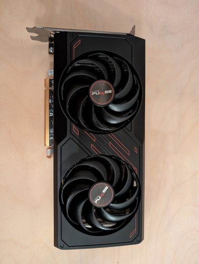 Sapphire RX 7600 8Gb AMD Radeon