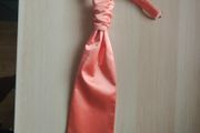 Peach tie