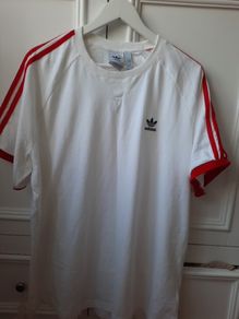 Adidas tshirt size L NEW