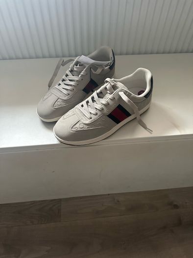 Guess Sneakers (Brand new with tags)
