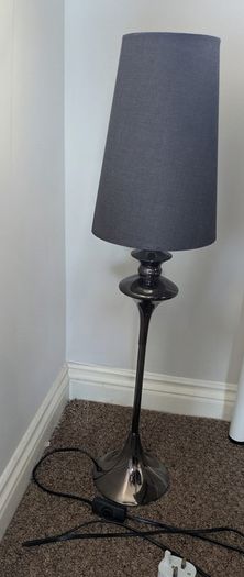 Table lamp