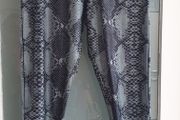 DUNNES Performance python print leggings Sz M (Fit 10-12UK)