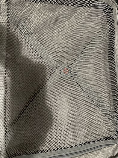 Samsonite luggage suitcase medium