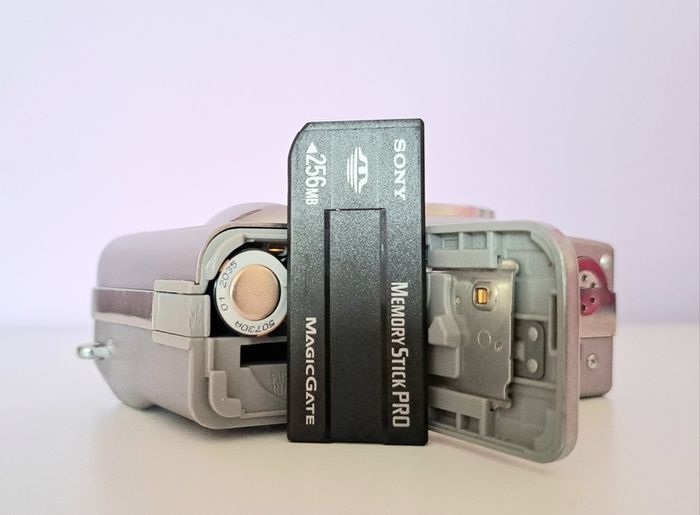 Sony Cybershot DSC W7