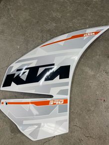 Ktm Rc 390 Right Hand Side Fairing Cover