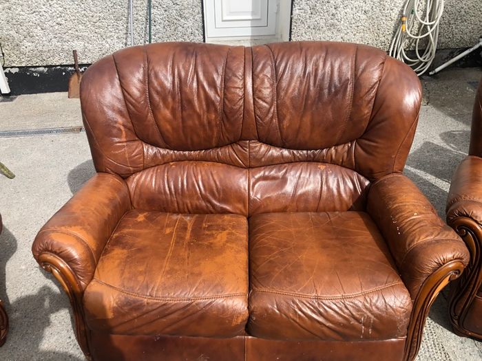 2 1 1 leather suite