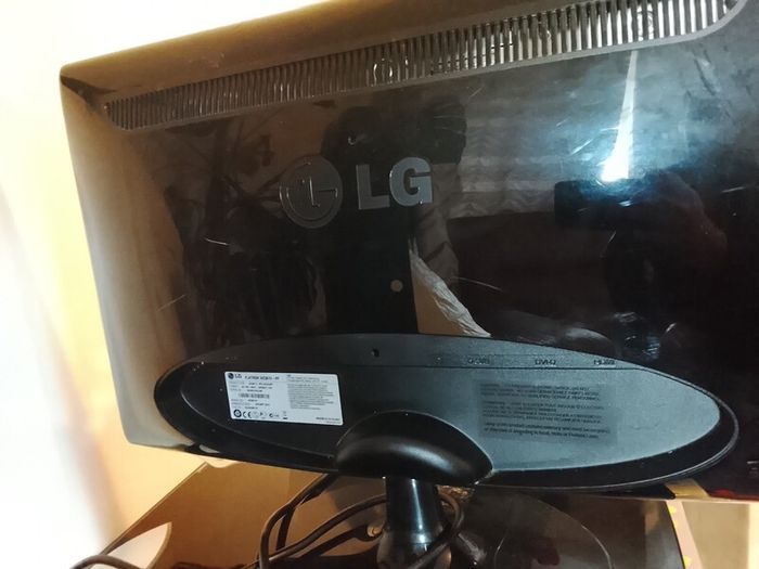 LG 23 inch Monitor