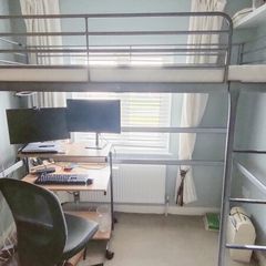 Svarta Loft bed