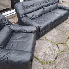 Retro style 3 piece settee suite