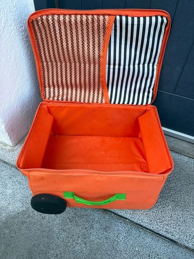 Kids very light Suitcase - FREE